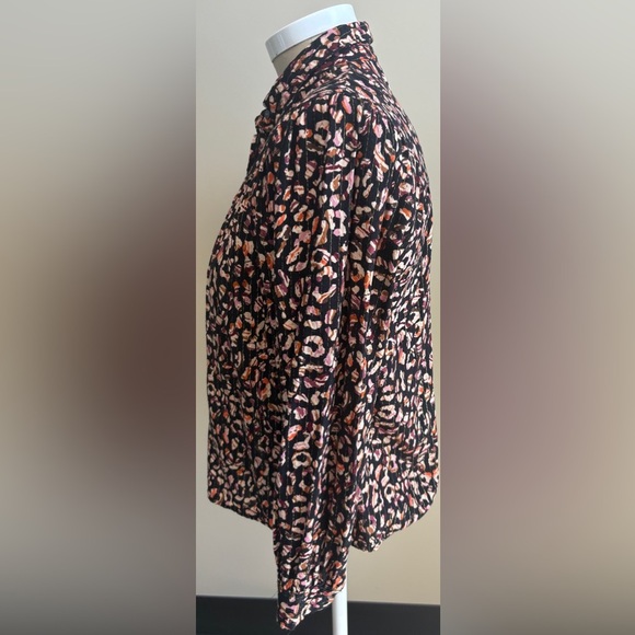 Jane and Delancey Medium Black Abstact Leopard Printed Loose long sleeve Blouse - Picture 5 of 11